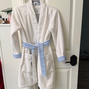 LAKE White bath Robe with Blue Striped Belt
